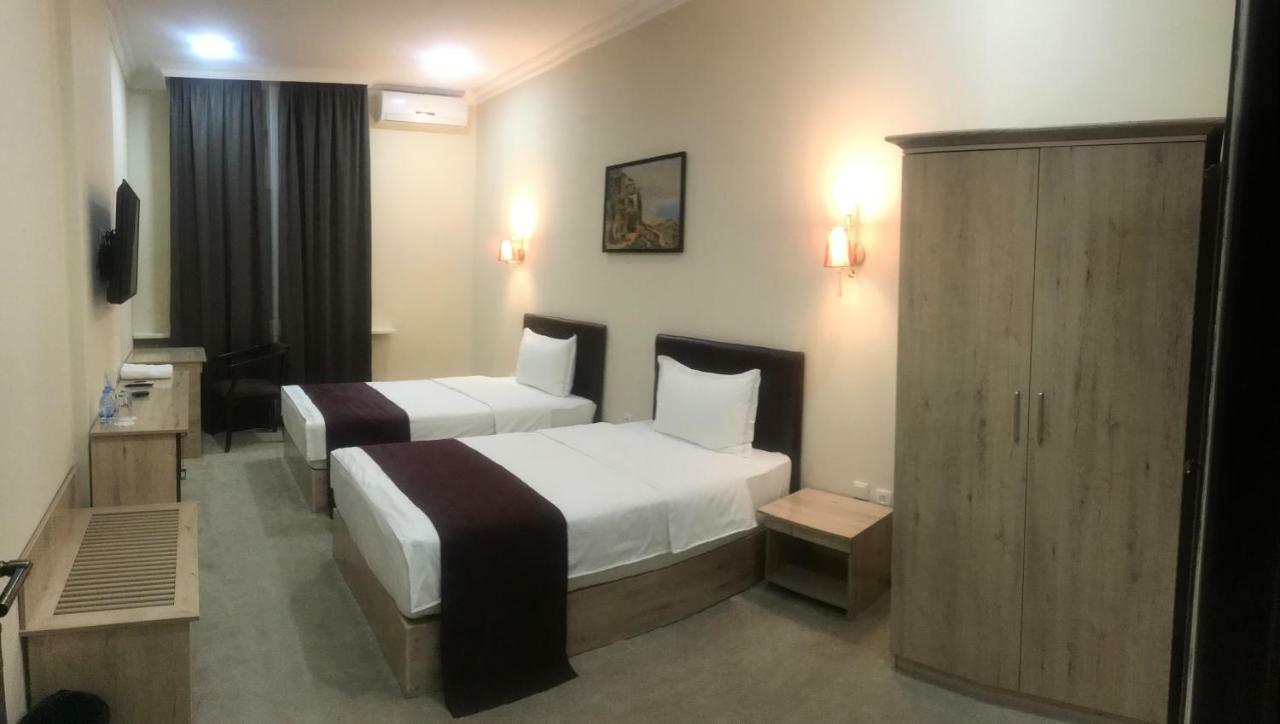 Karavan Street Hotel Tasken Kültér fotó